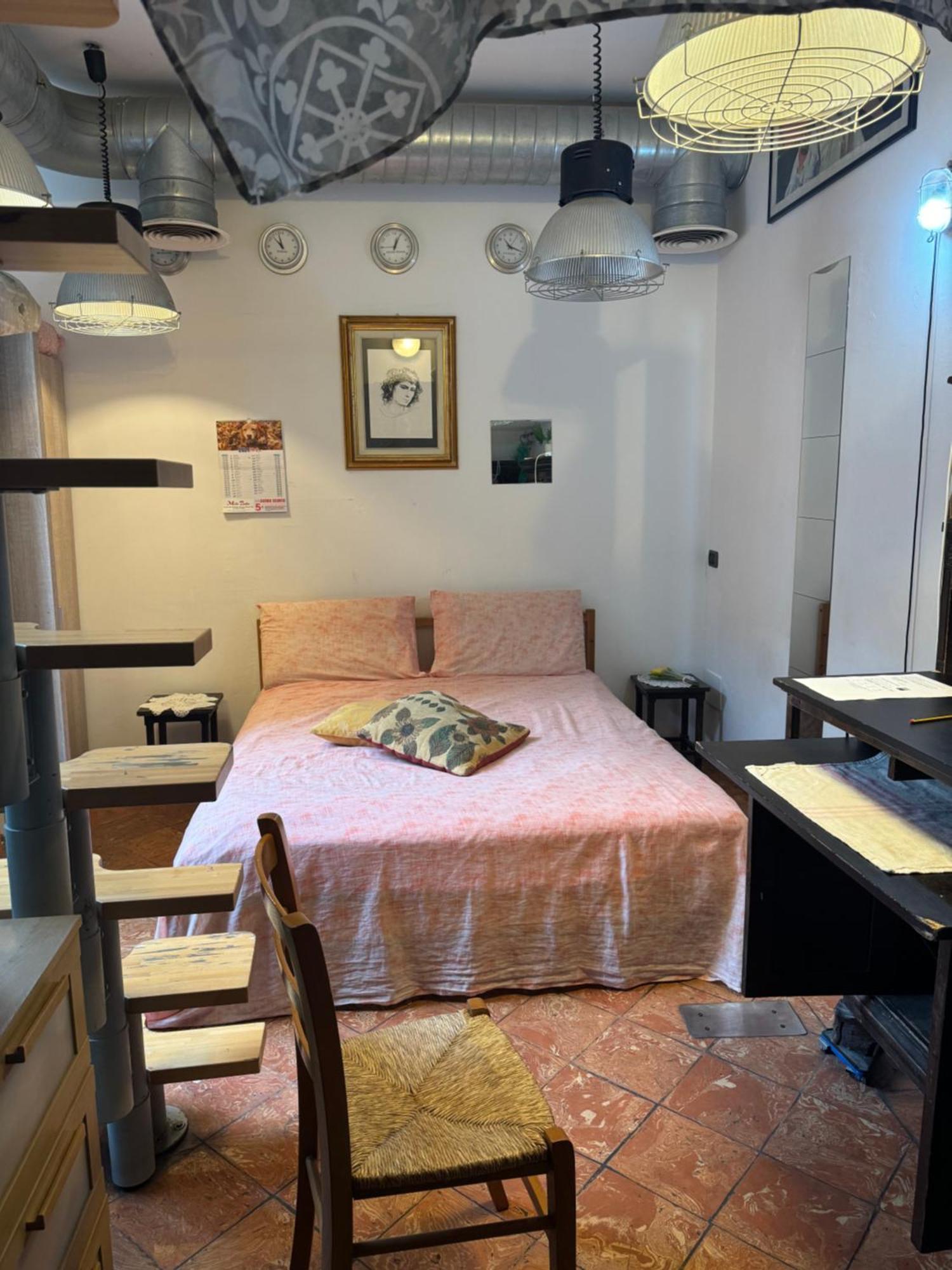 Free 30 Minutes Preemptive Cognitive Disconnect Therapy Price Location Real Duomo Palace Mini Suite Milano Ngoại thất bức ảnh